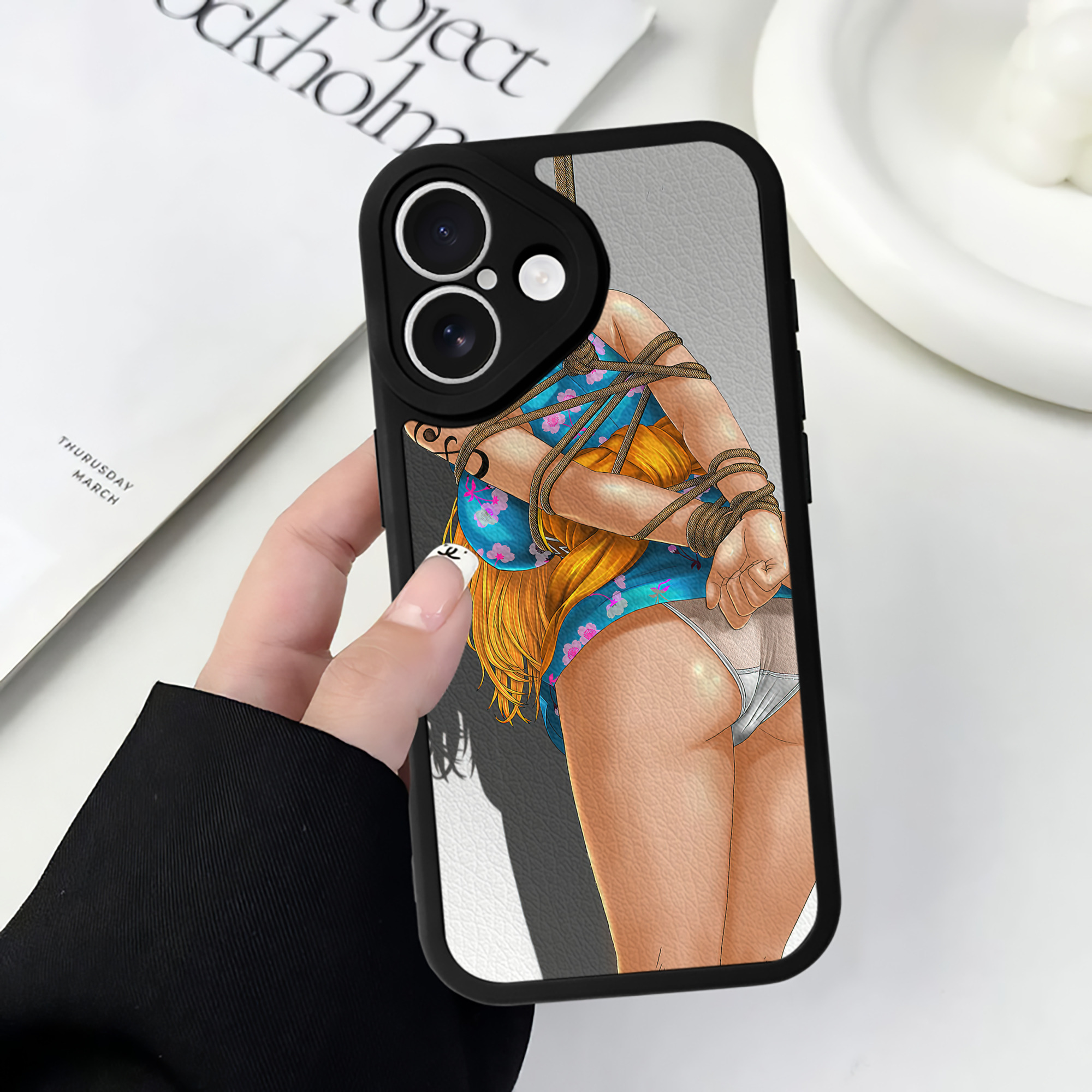 （画像用） ワンピース ONE PIECE 【iPhone 16シリーズ対応】シリコンスマホケース（レザー調） 材質：シリコン